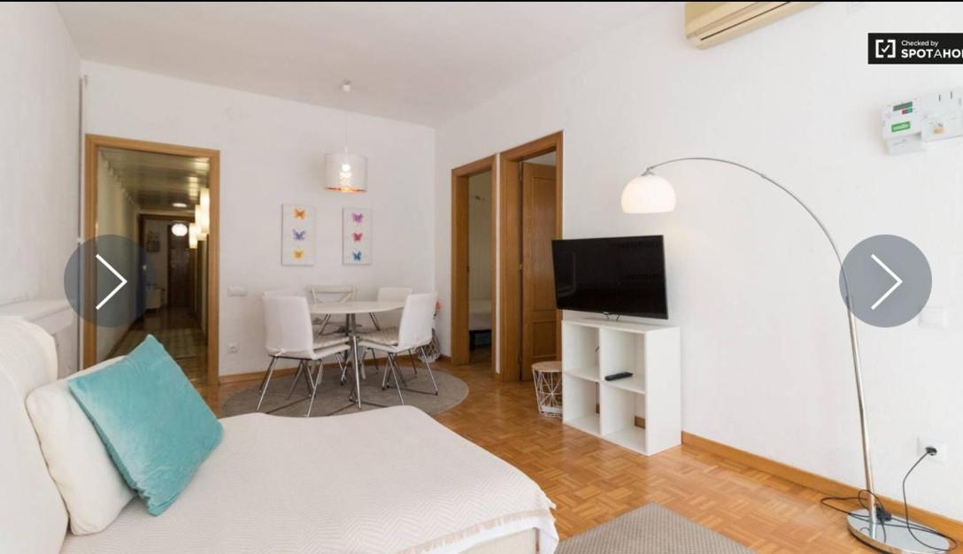 Apartamento Cartella 4 Apartment Barcelona